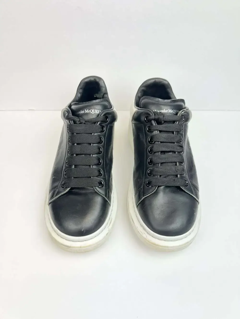 Alexander McQueen Oversized White Black Leather Chunky Sneakers Men US 9 Euro 42